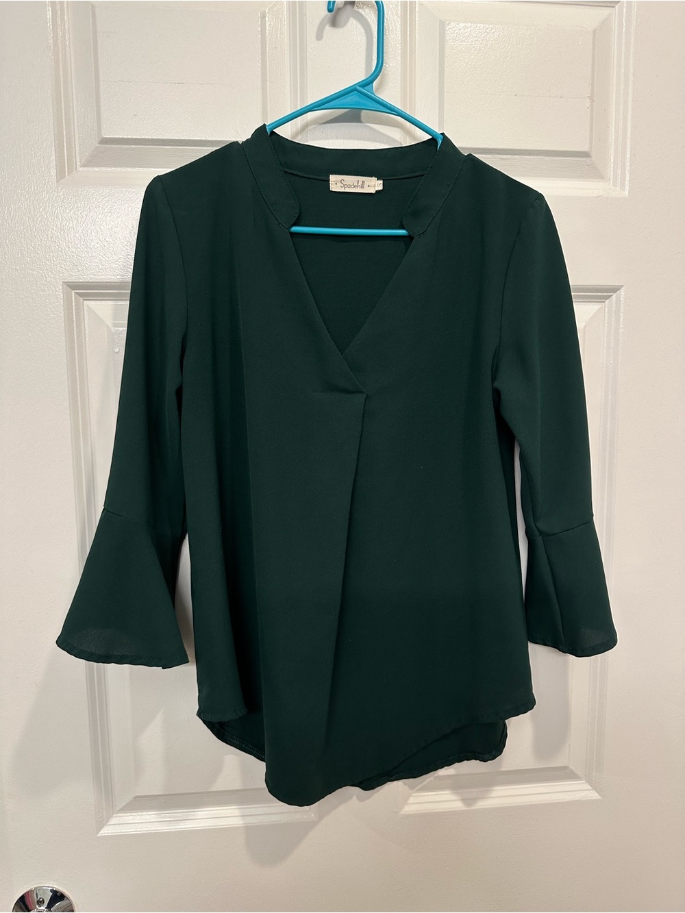 Spadehill Emerald V-Neck Bell Sleeve Blouse